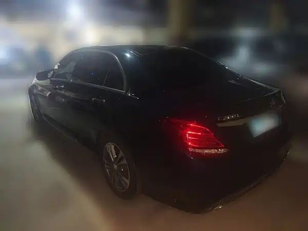 Mercedes-Benz C-Class 2017