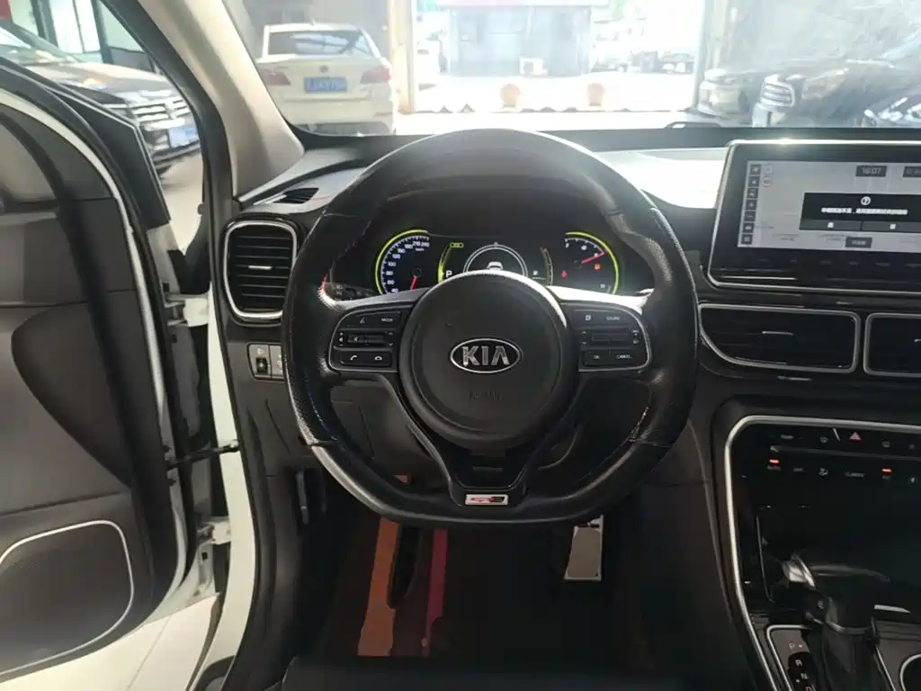 Kia KX5 2020 — фото 11