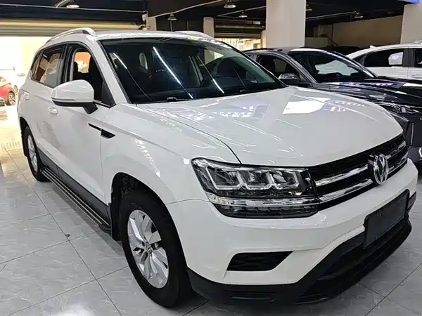Volkswagen Tharu 2020