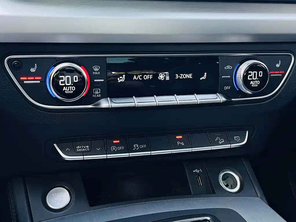 Audi Q5L 2020 — фото 10