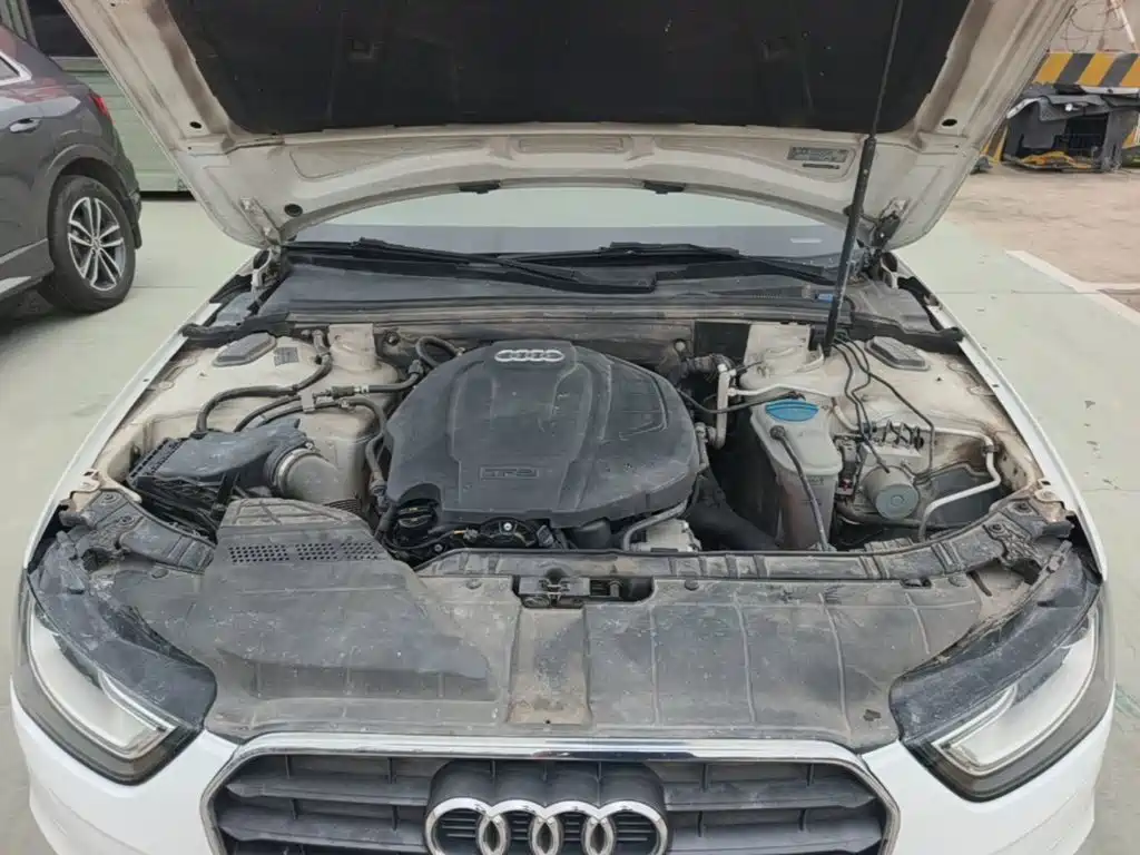 Audi A4L 2015 — фото 20