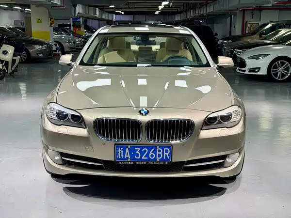 BMW 5 Series 2011