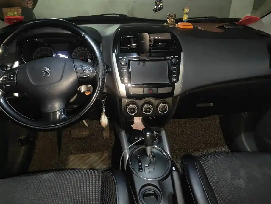 Peugeot 4008 2014 — фото 12
