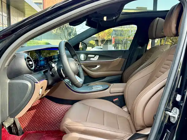 Mercedes-Benz E-Class 2021