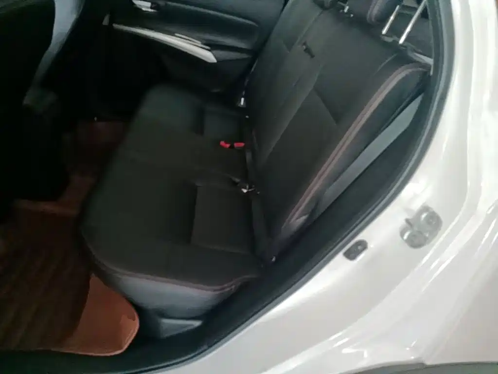 Suzuki S-Cross 2015 — фото 17