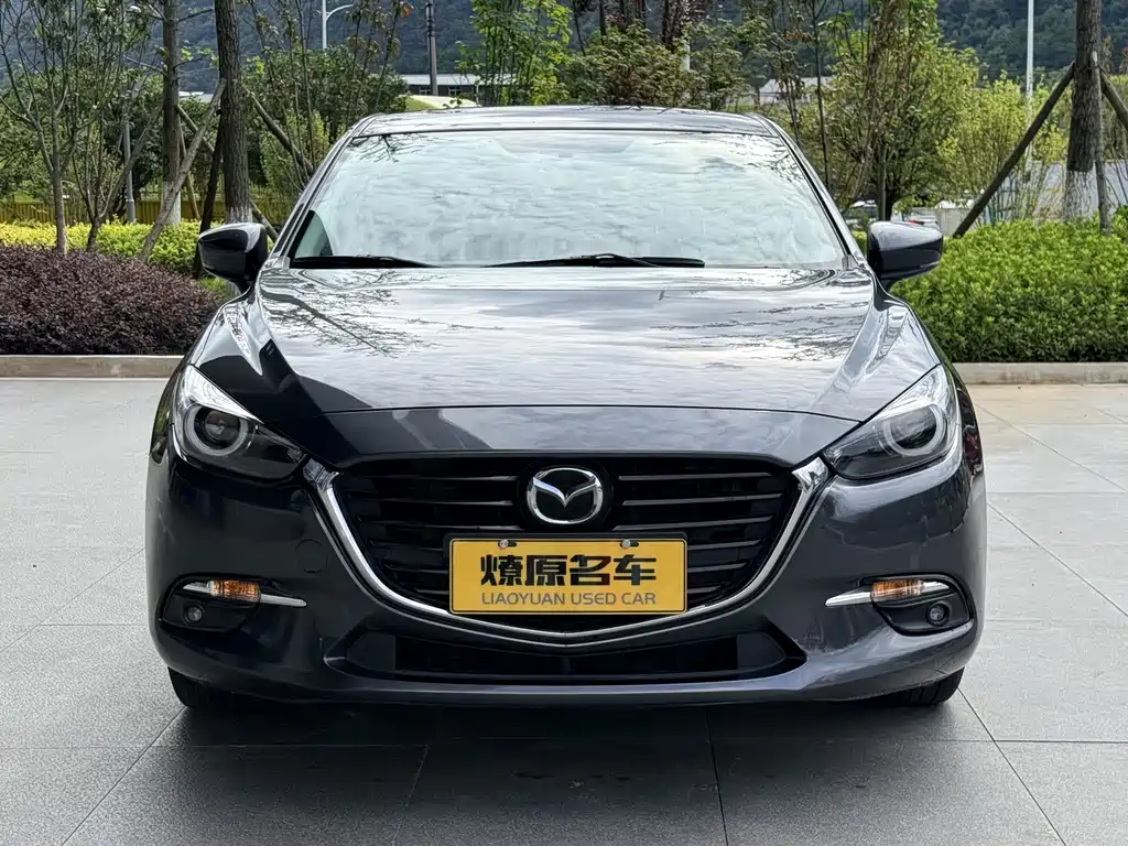Mazda 3 Axela 2018