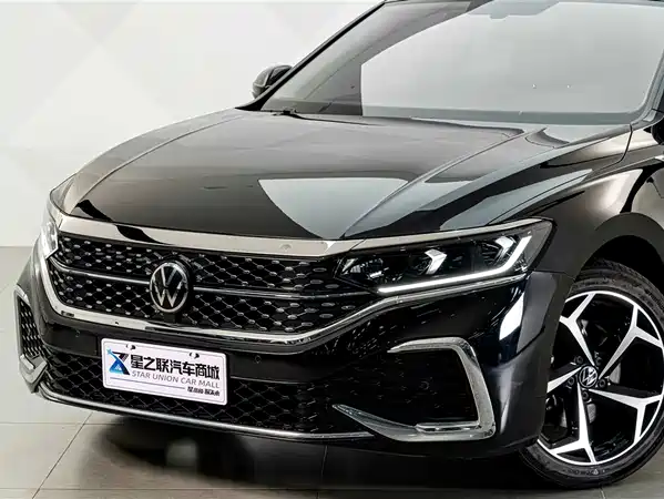 Volkswagen Passat 2024
