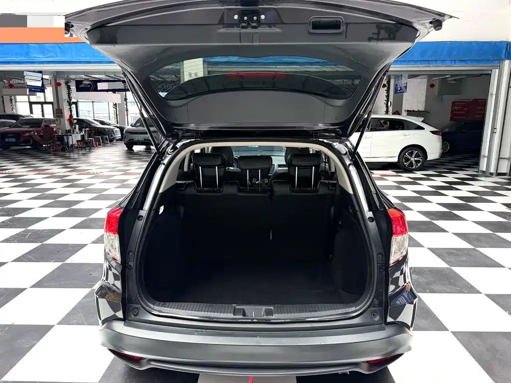 Honda Vezel 2022 — фото 11
