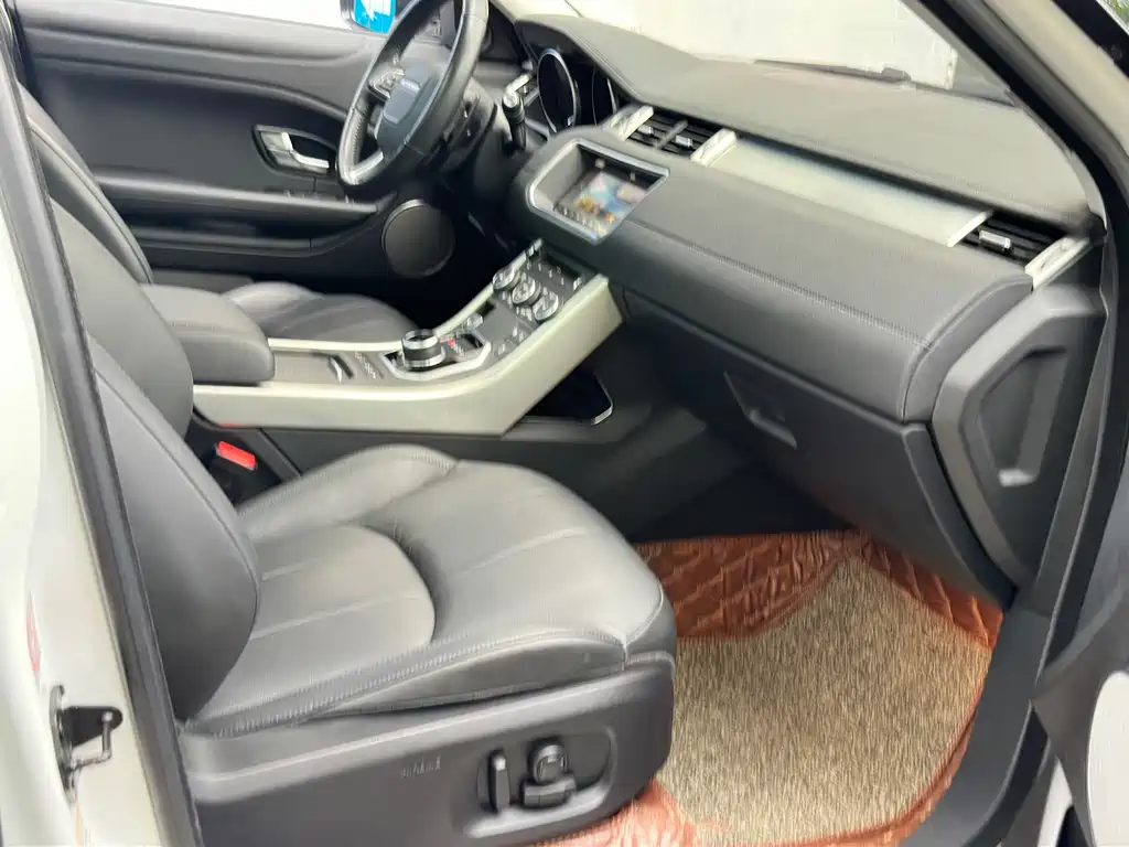 Land Rover Range Rover Evoque 2018 — фото 14
