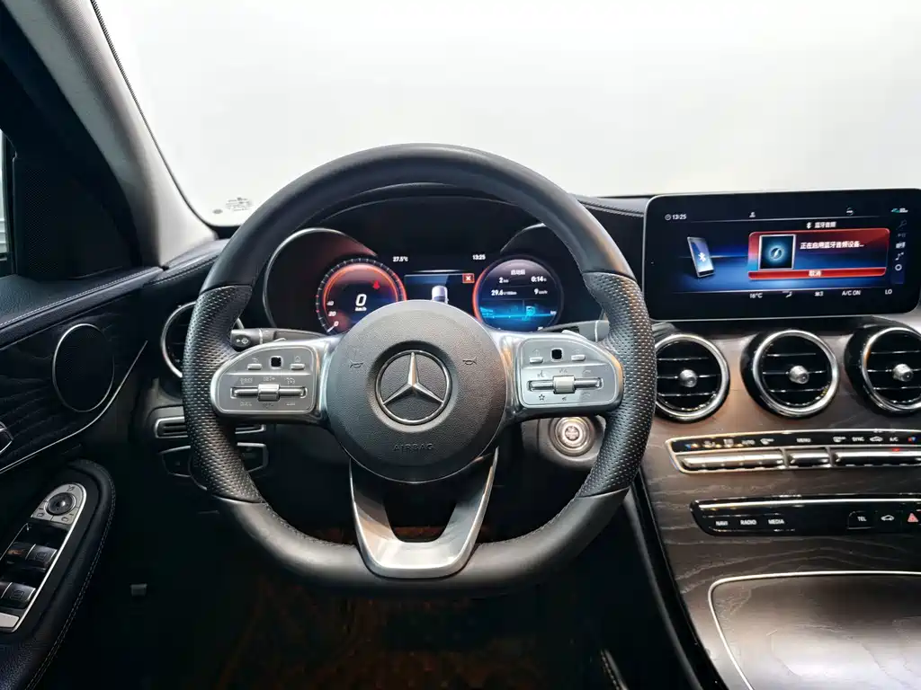 Mercedes-Benz C-Class 2019 — фото 9