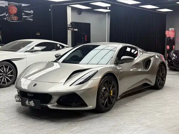 Lotus EMIRA 2023