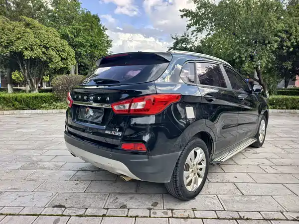 BAIC Shenbao X55 2016