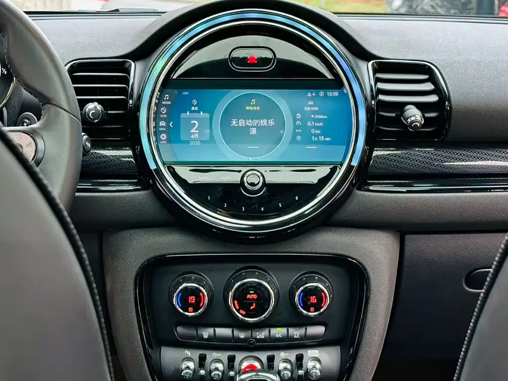 MINI Clubman 2022 — фото 15
