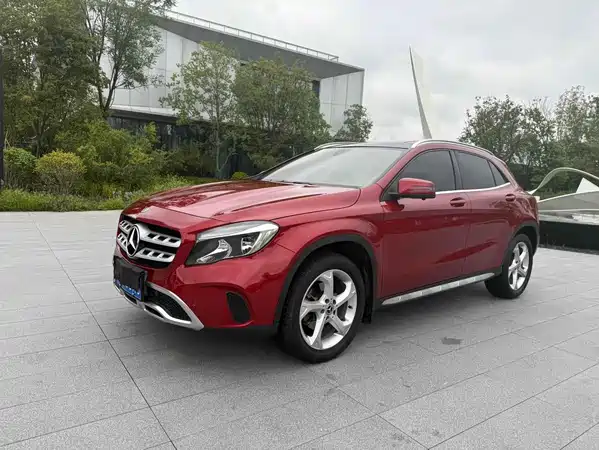 Mercedes-Benz GLA 2018