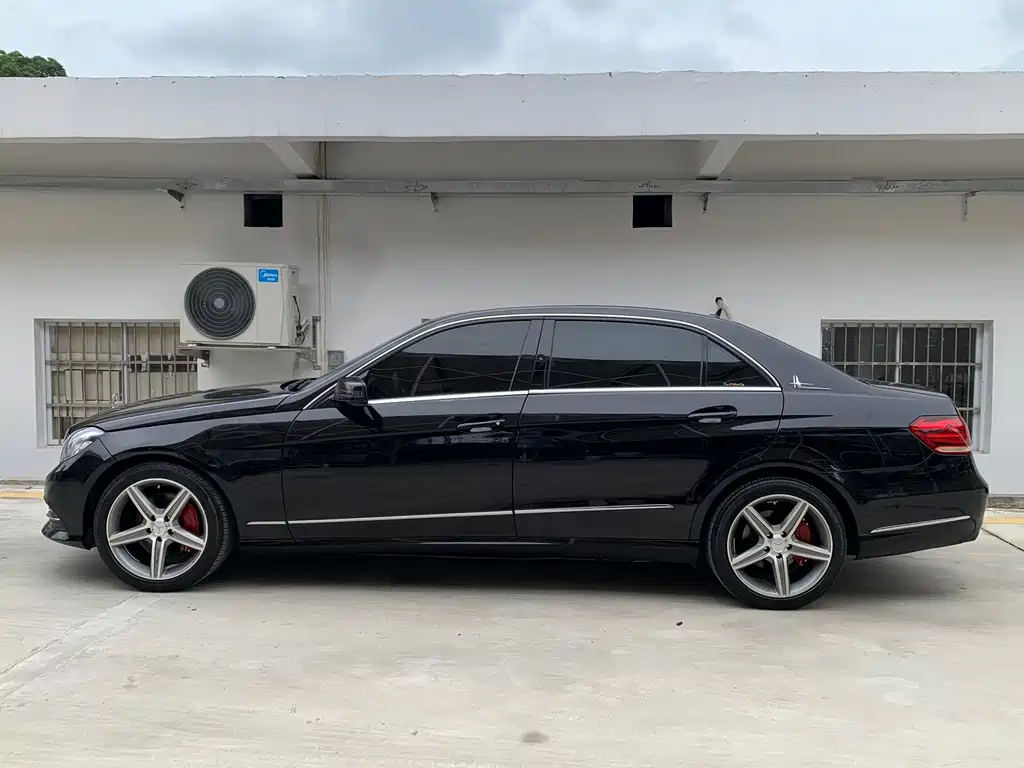 Mercedes-Benz E-Class 2014