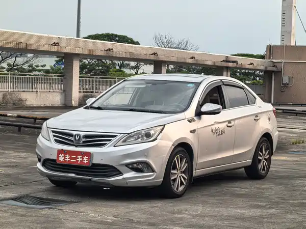 Changan Eado 2015