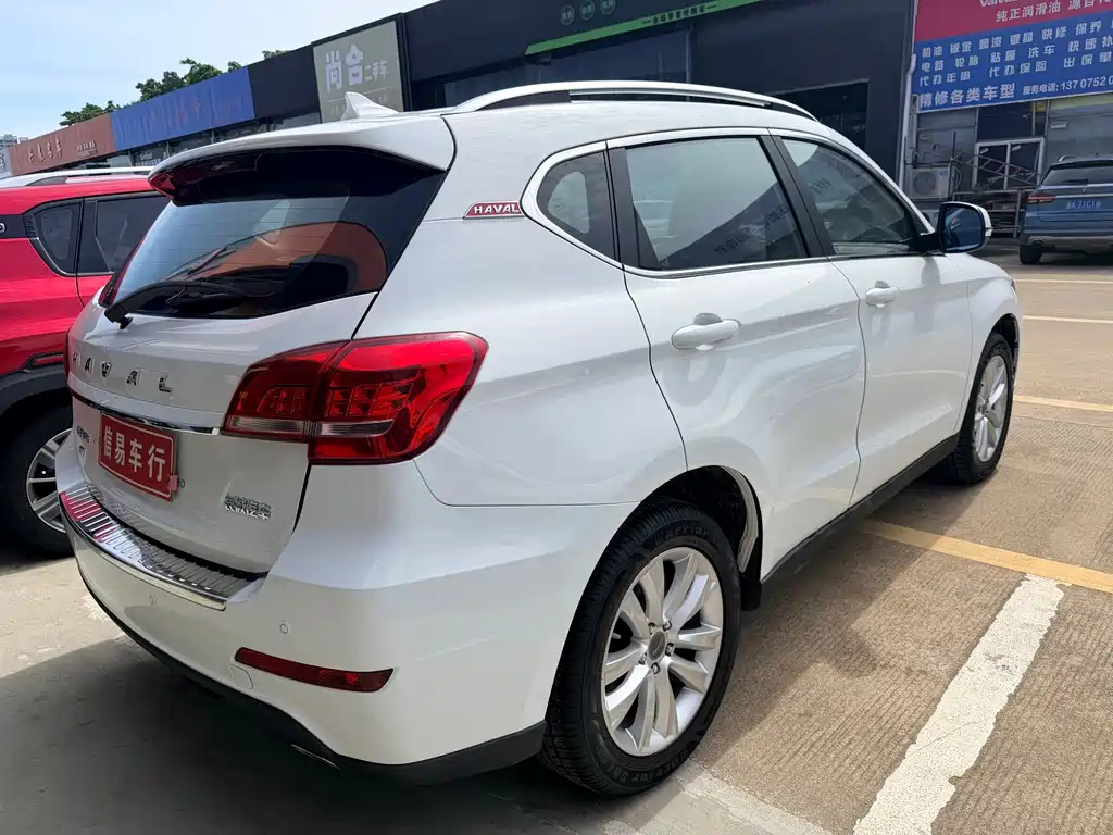Haval H2 2015 — фото 12