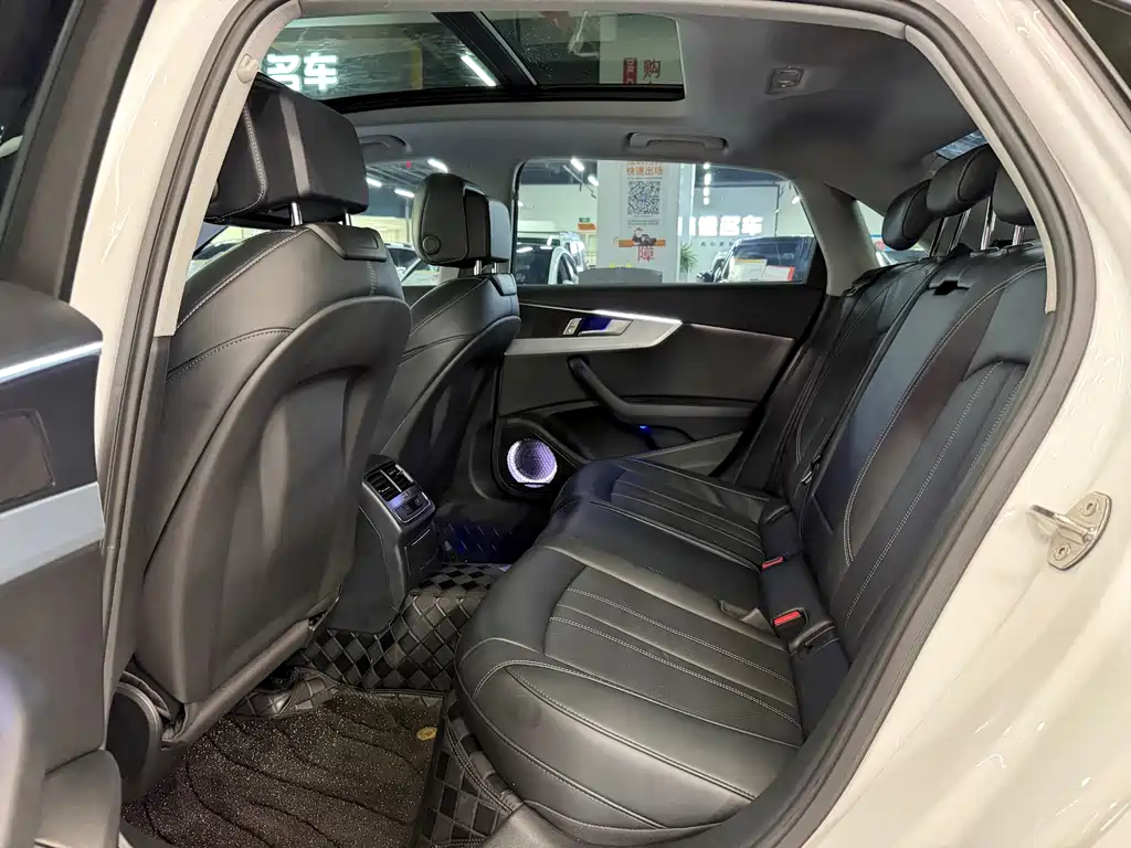 Audi A4L 2025