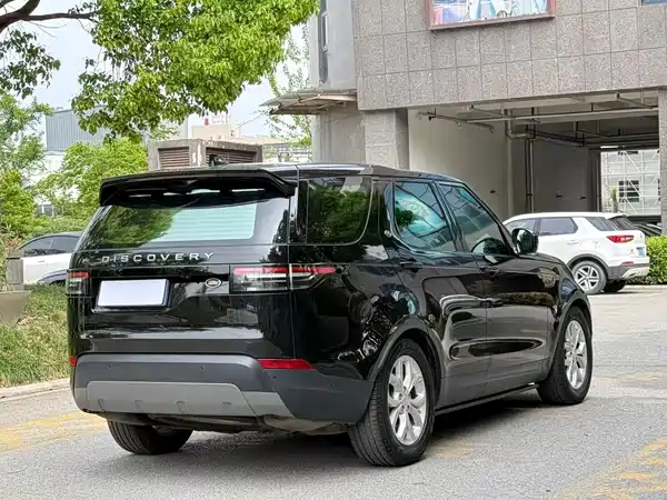 Land Rover Discovery 2020