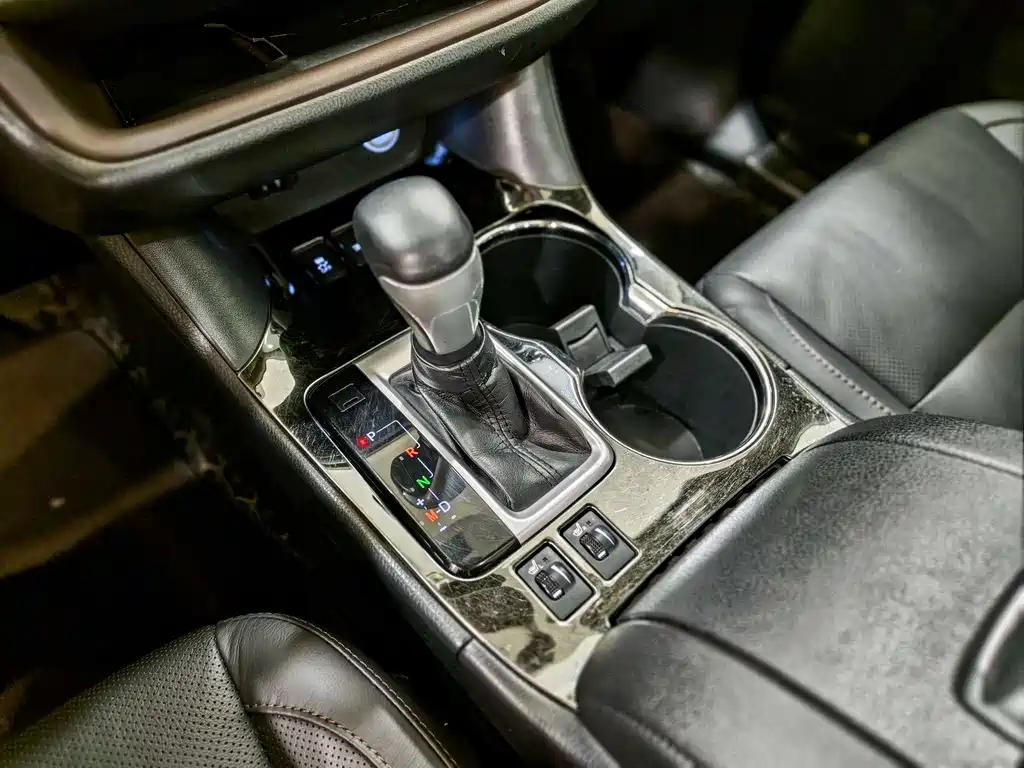 Toyota Highlander 2018 — фото 16