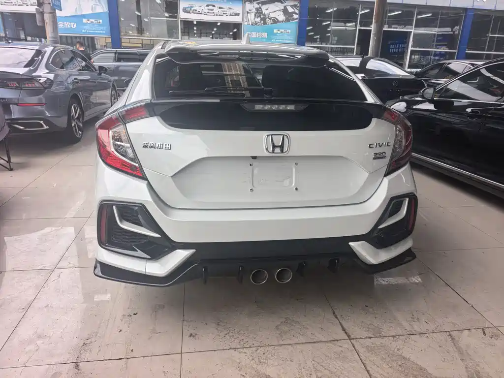 Honda Civic 2020 — фото 10
