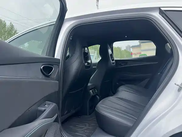 BYD Seal 06 2025