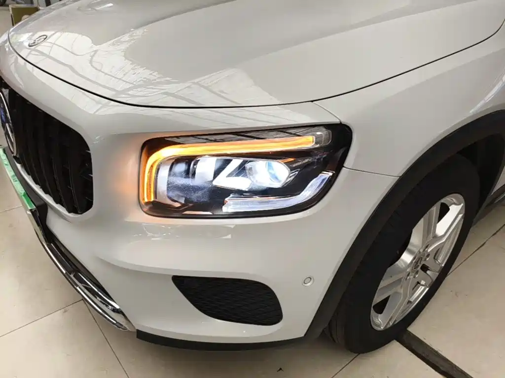 Mercedes-Benz GLB 2020 — фото 24