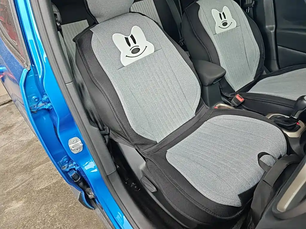 Jeep Renegade 2017 — фото 25