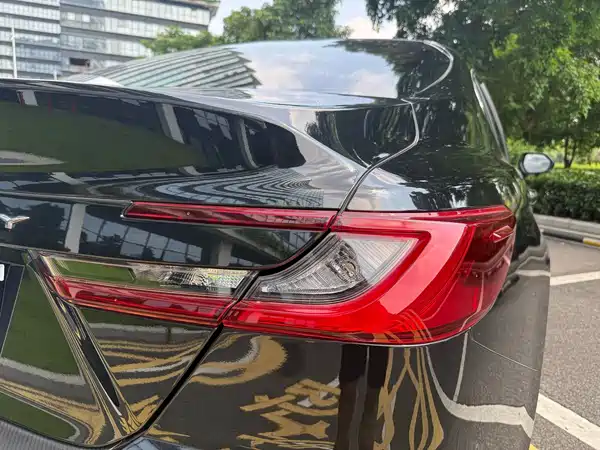 Toyota Camry 2025