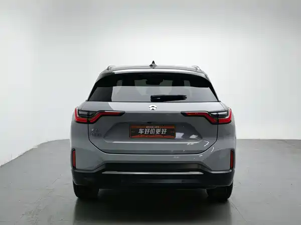NIO ES6 2020