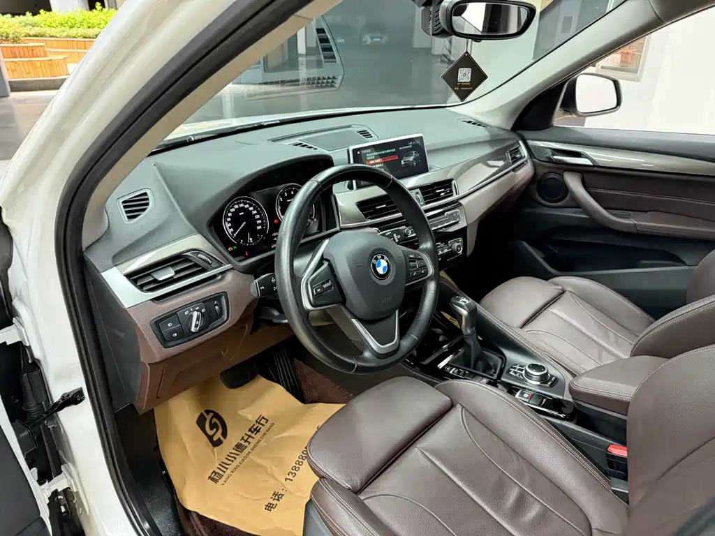 BMW X1 2019 — фото 16