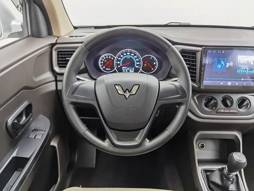 Wuling Hongguang V 2023 — фото 11
