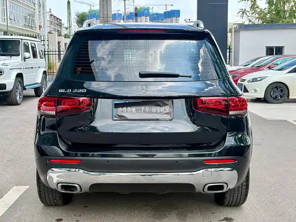 Mercedes-Benz GLB 2022