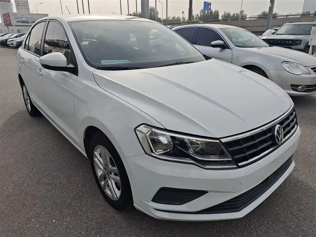 Volkswagen Jetta 2019 — фото 5