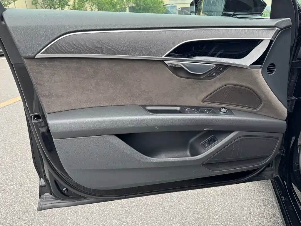 Audi A8 2019