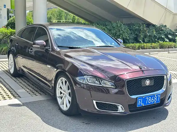 Jaguar XJ 2013
