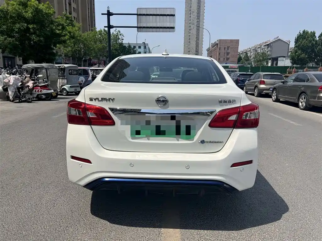 Nissan Sylphy EV 2018 — фото 8