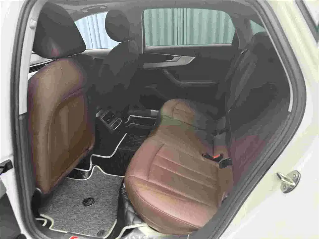 Audi A4L 2018