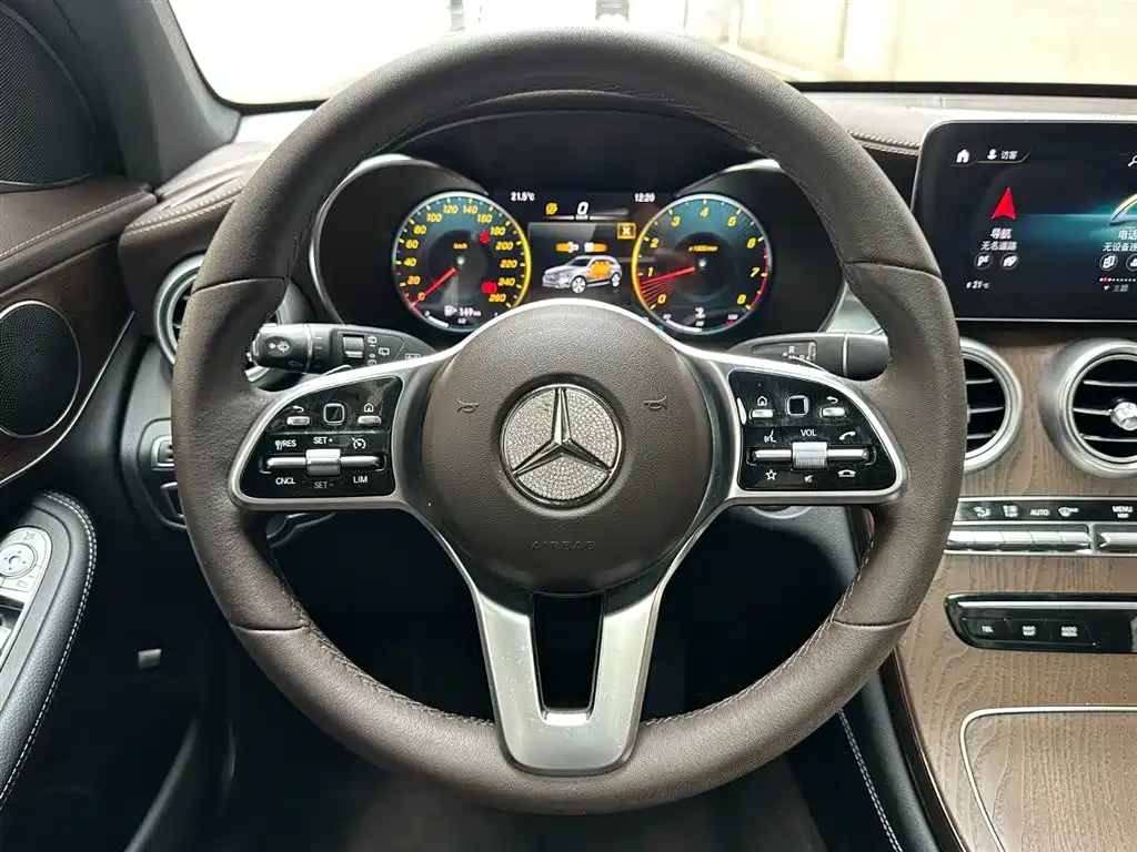Mercedes-Benz GLC 2022 — фото 12