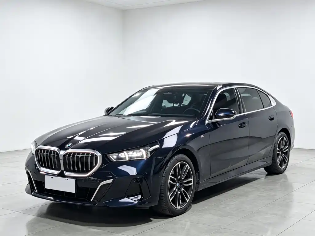 BMW 5 Series 2025