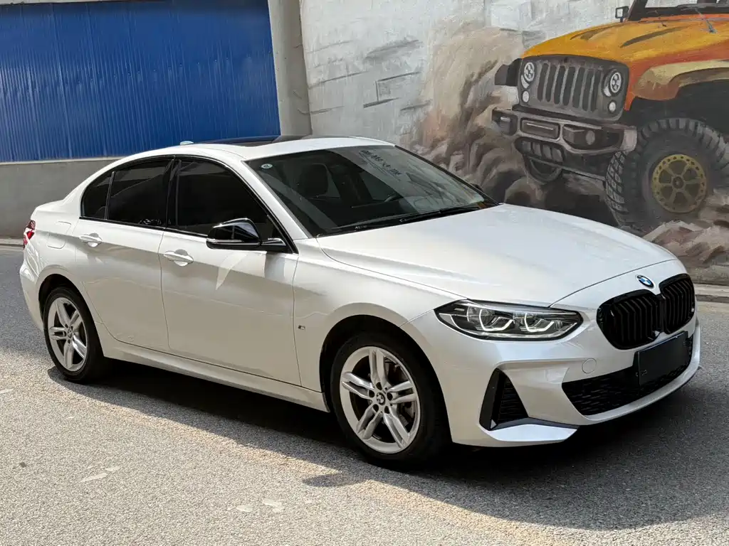 BMW 1 Series 2023