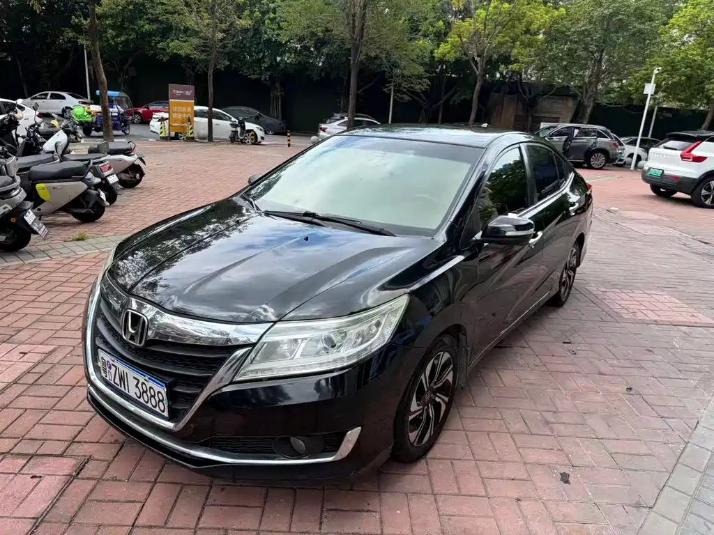 Honda Crider 2017