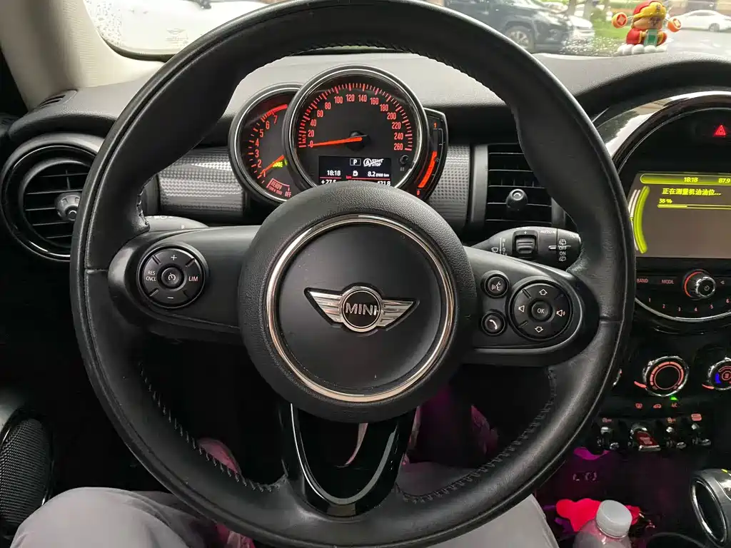 MINI Mini 2018