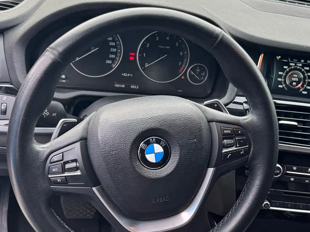 BMW X4 2015 — фото 13
