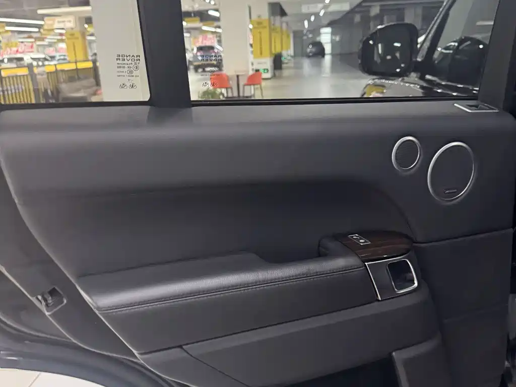 Land Rover Range Rover 2016 — фото 14
