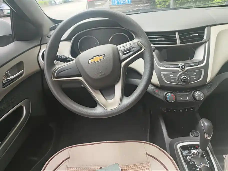 Chevrolet Sail 2015 — фото 15