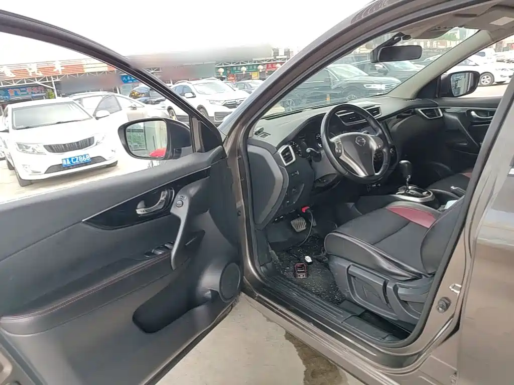 Nissan Qashqai 2017 — фото 12