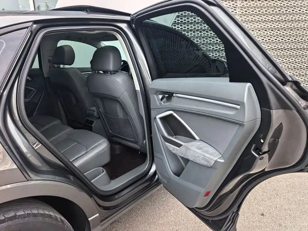 Audi Q3 Sportback 2021 — фото 14