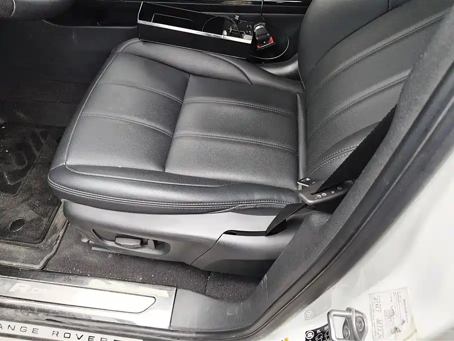 Land Rover Evoque 2020 — фото 8