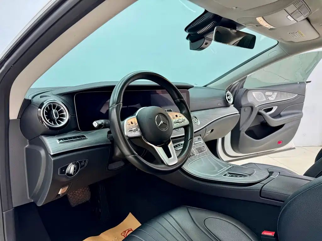 Mercedes-Benz CLS 2018 — фото 6